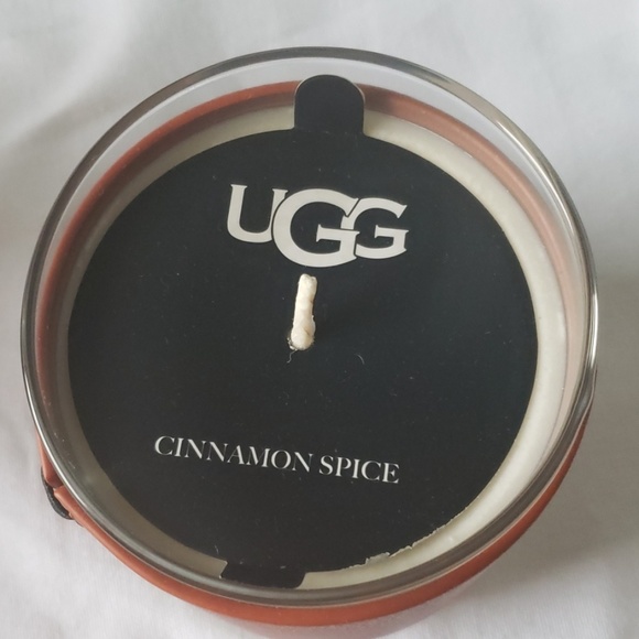 UGG Byron Cinnamon Spice 14 oz. Jar Candle - Picture 3 of 4